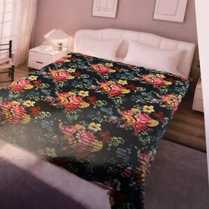 NWT King Floral Rafah Soft Plush Blanket - Black Floral Design